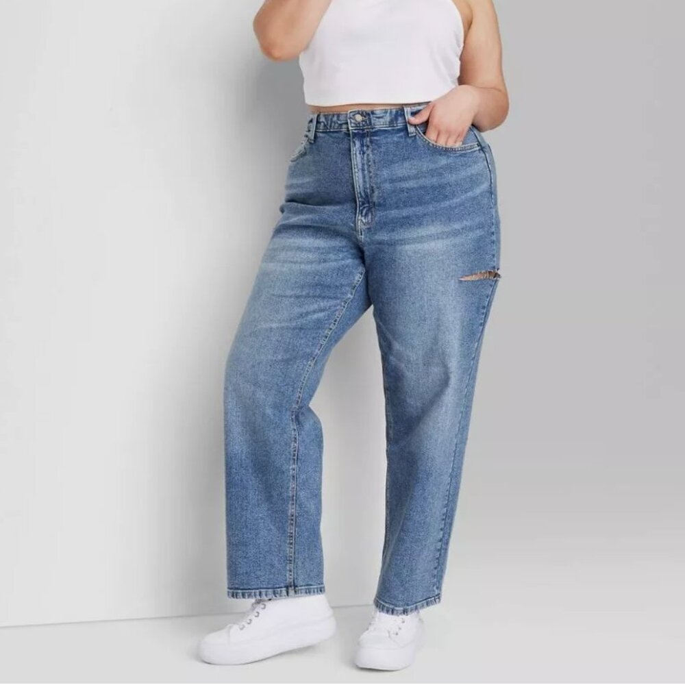WILD FABLE Plus Size 28 relaxed straight leg hi rise medium blue wash jeans NWT